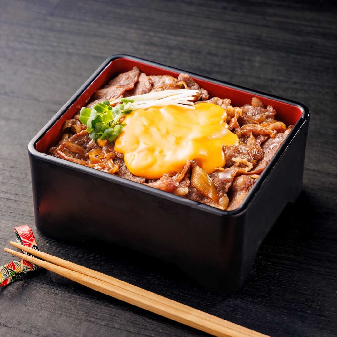 チーズ飛騨牛丼